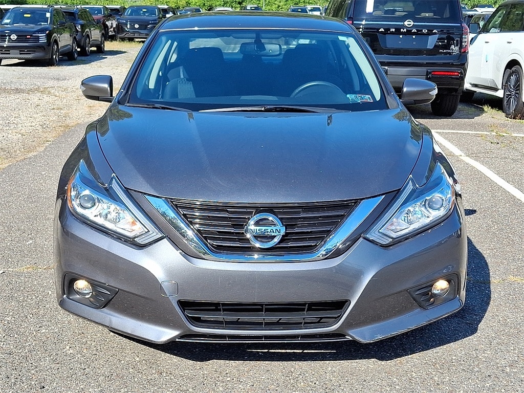 Used 2017 Nissan Altima SV with VIN 1N4AL3AP6HC149750 for sale in Glen Mills, PA