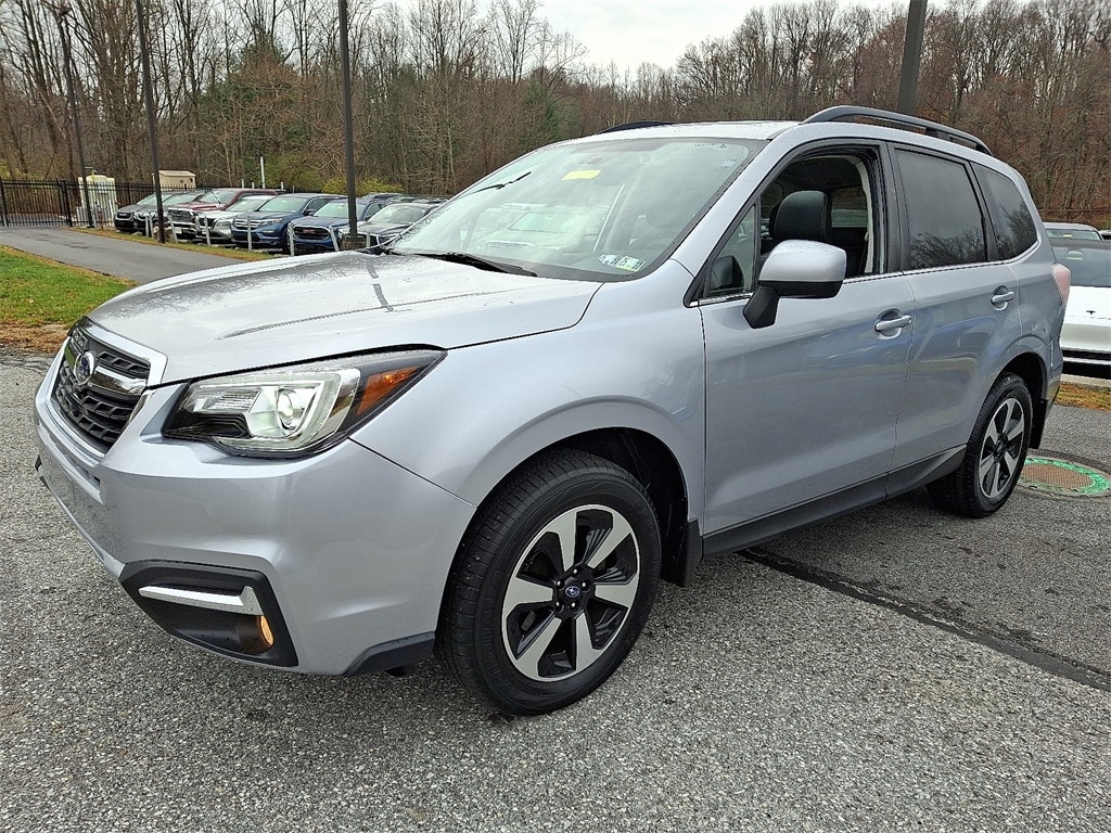 2018 Subaru Forester 2.5i Limited photo 2