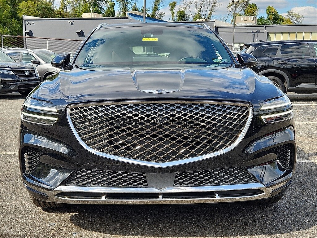 2022 Genesis GV70 2.5T photo 2