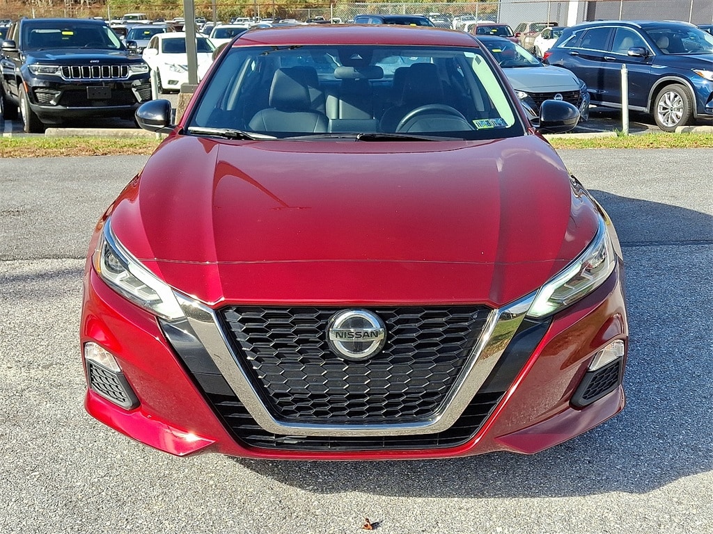 Used 2022 Nissan Altima 2.5 SR Sedan