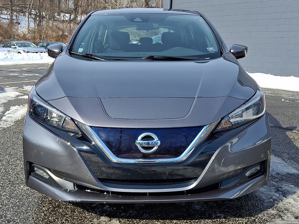 Used 2022 Nissan LEAF SV with VIN 1N4AZ1CV7NC556499 for sale in Glen Mills, PA