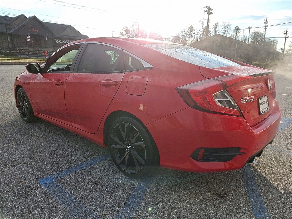 2019 Honda Civic Sport photo 4