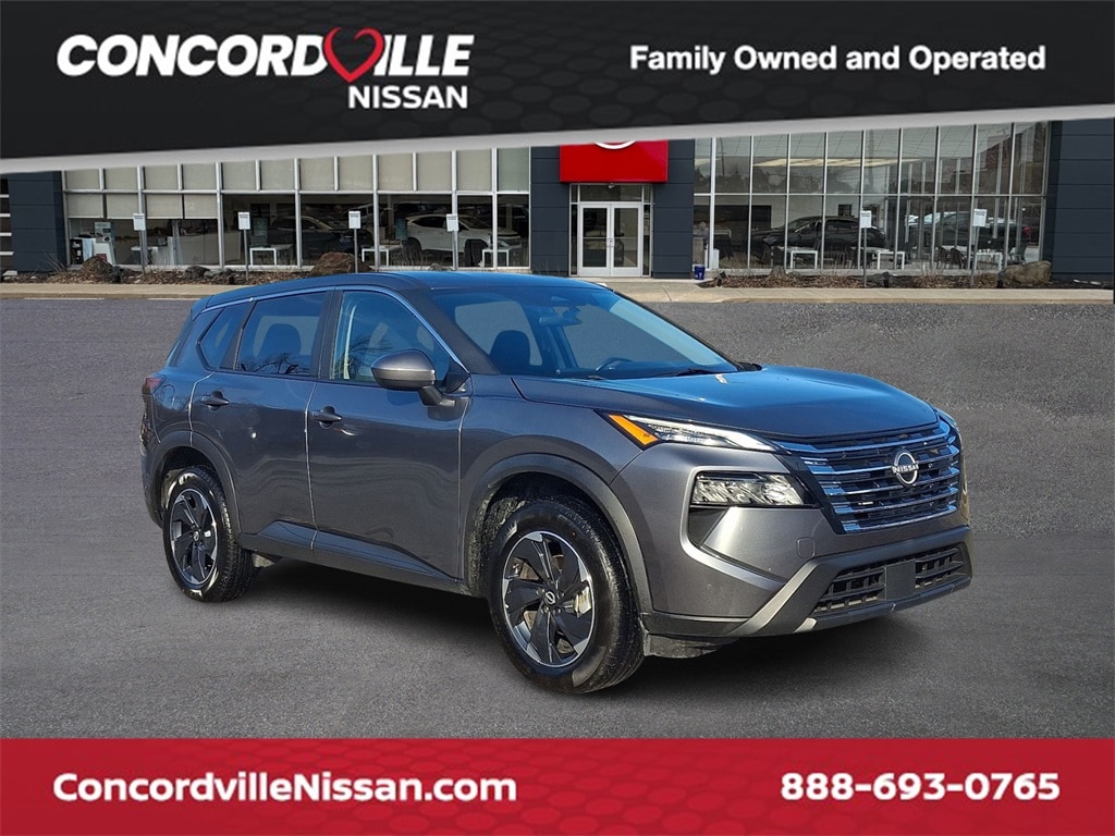 2024 Nissan Rogue SV's photo