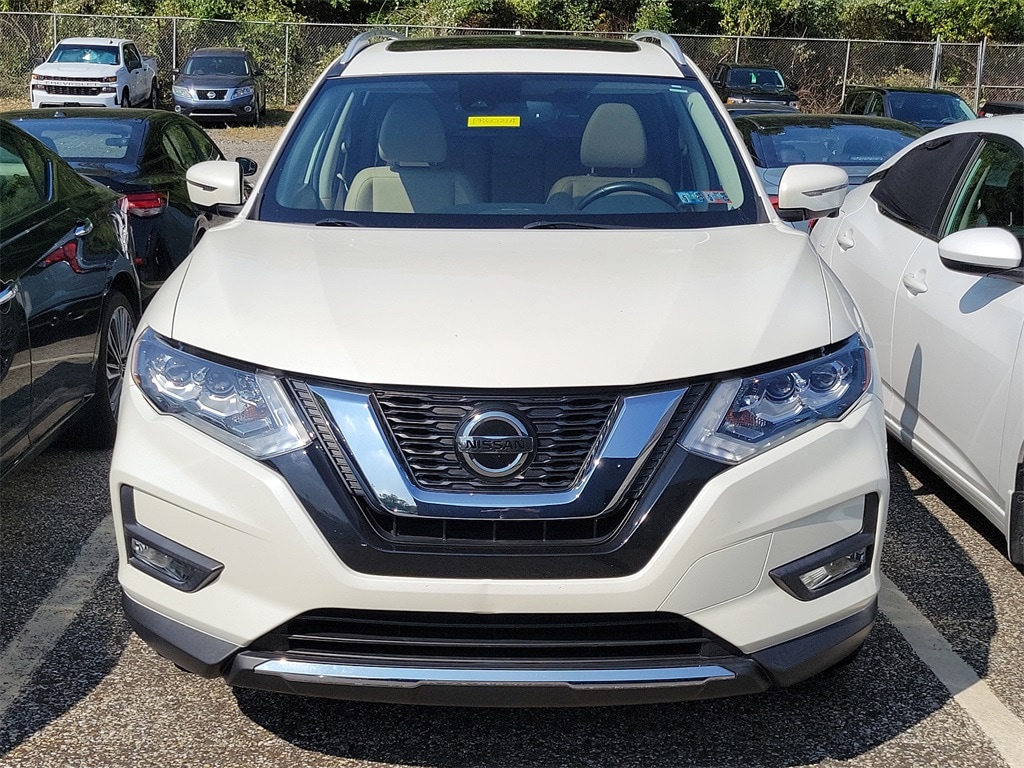 Certified 2018 Nissan Rogue SL with VIN JN8AT2MV1JW340404 for sale in Glen Mills, PA