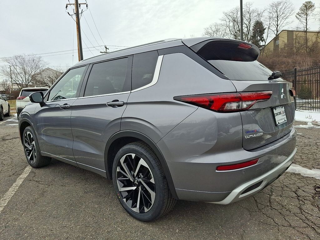 Used 2022 Mitsubishi Outlander SEL SUV