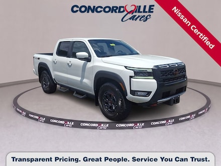 2025 Nissan Frontier PRO-4X Truck