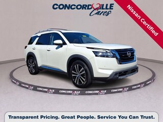 2023 Nissan Pathfinder Platinum SUV