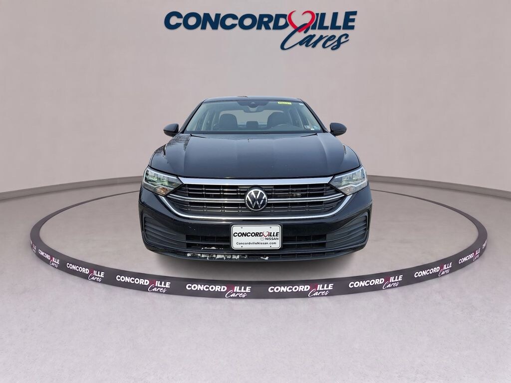 Used 2024 Volkswagen Jetta 1.5T SE Sedan