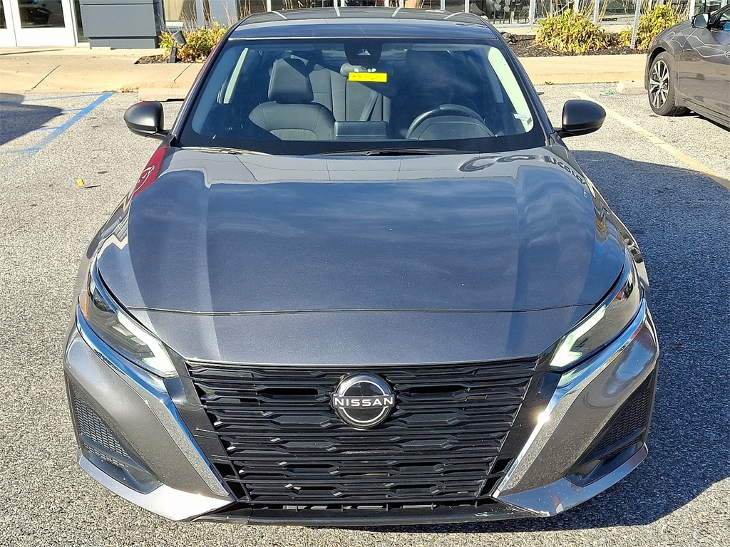 Used 2024 Nissan Altima 2.5 SV Sedan