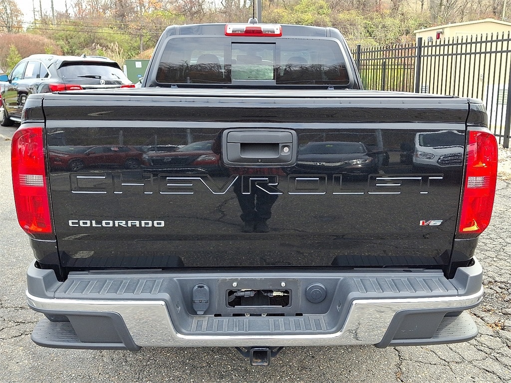 2022 Chevrolet Colorado LT photo 3