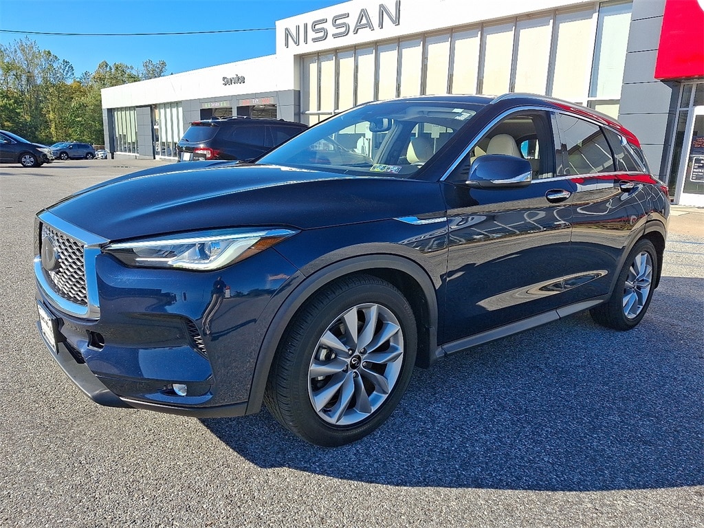 2021 Infiniti QX50 Luxe photo 2