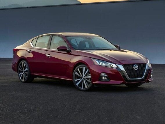 Compare Nissan Altima Vs Nissan Maxima Concordville Nissan