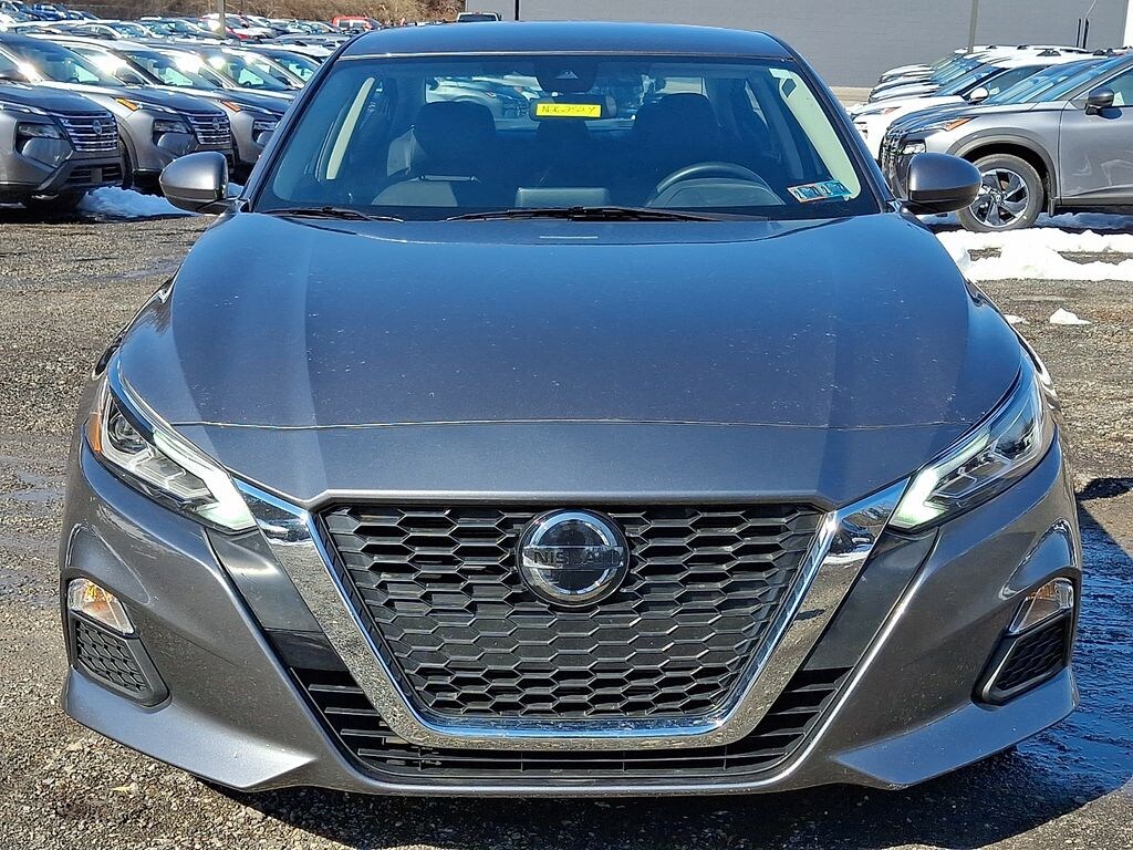 Used 2022 Nissan Altima 2.5 SV Sedan