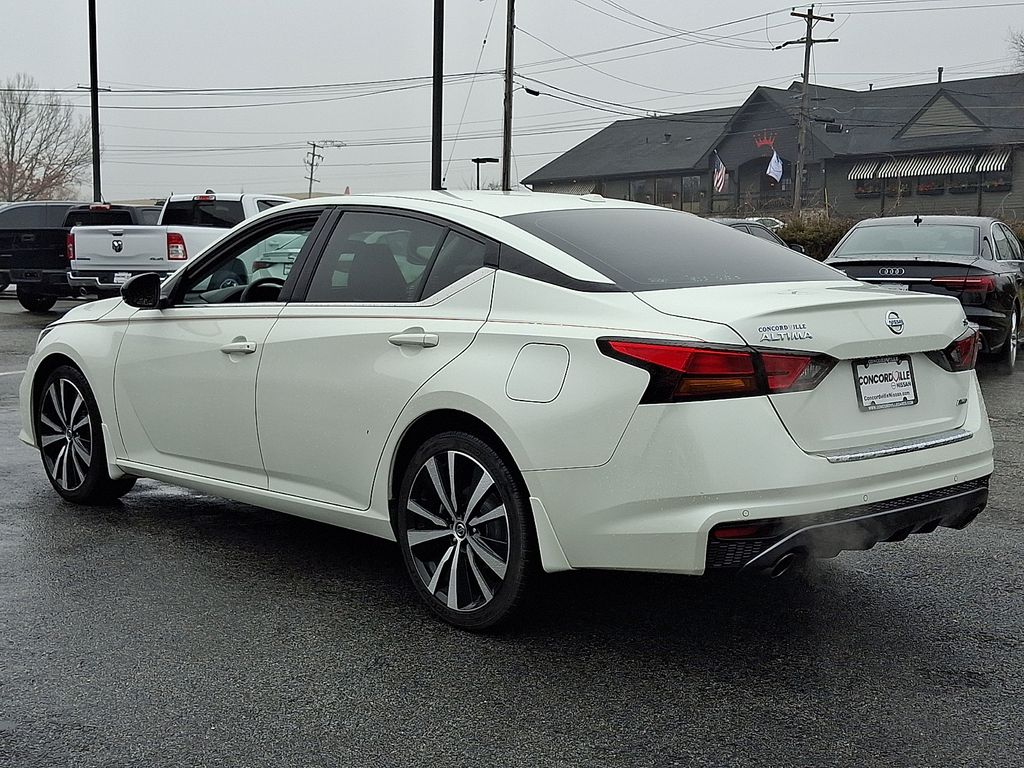 2020 Nissan Altima 2.5 SR photo 4