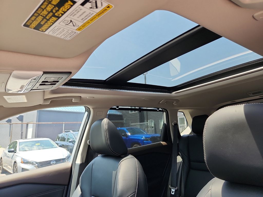 2023 Nissan Rogue SL - Photo 15