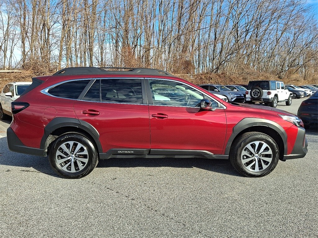2025 Subaru Outback Premium photo 3