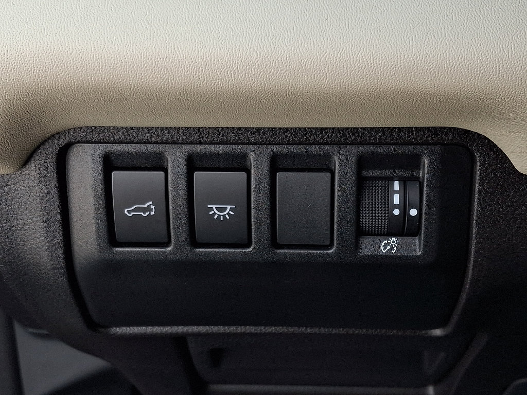 2023 Subaru Ascent Limited - Photo 25