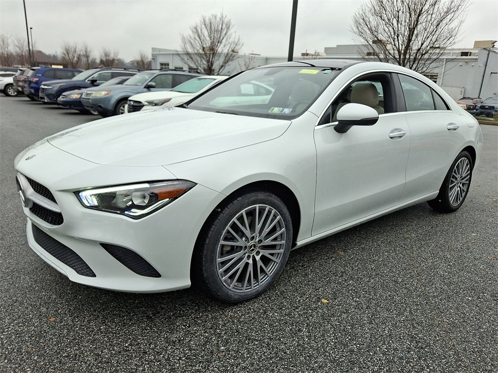 2022 Mercedes Benz CLA 250 photo 3