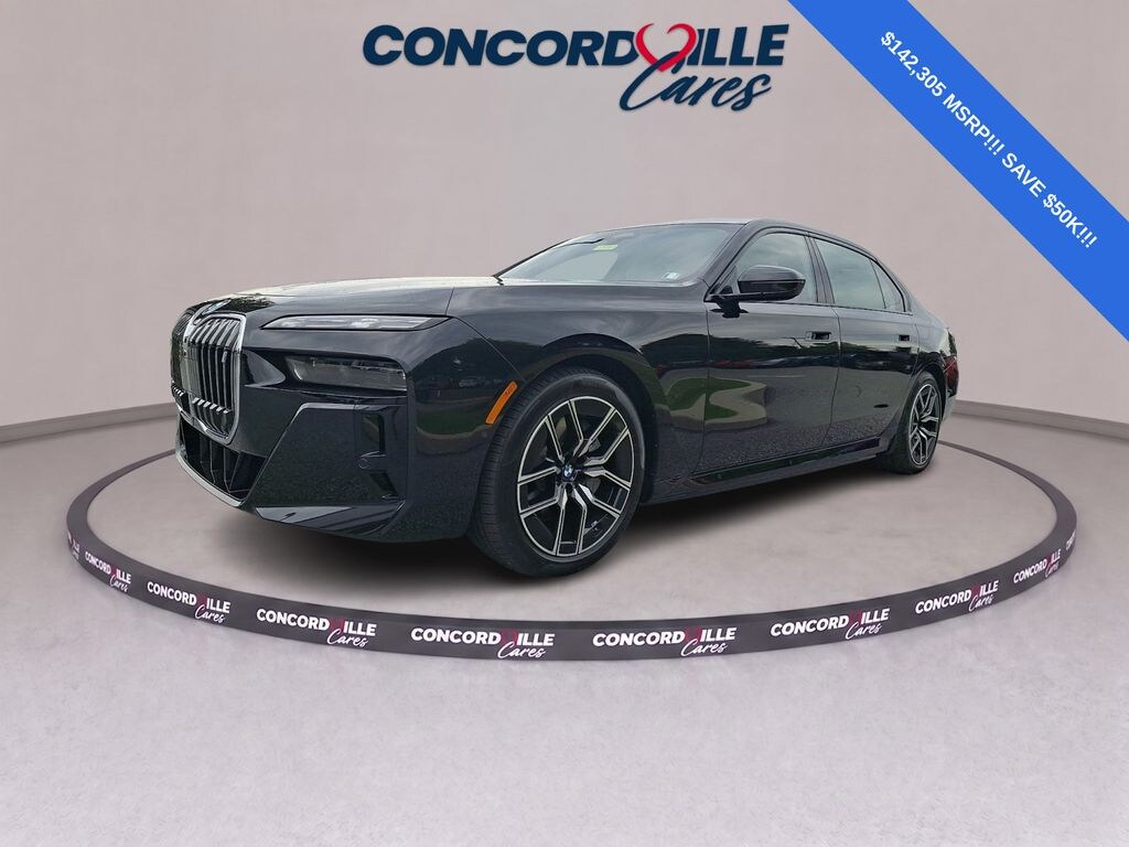 Used 2025 BMW i7 xDrive60 Sedan
