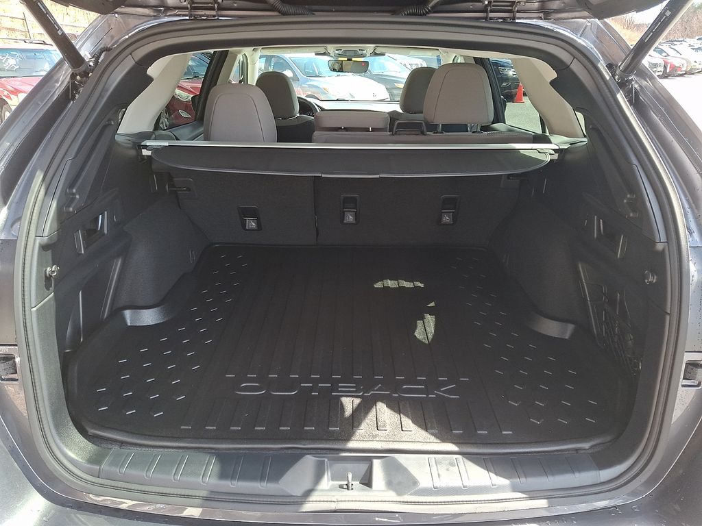 2025 Subaru Outback Premium - Photo 29