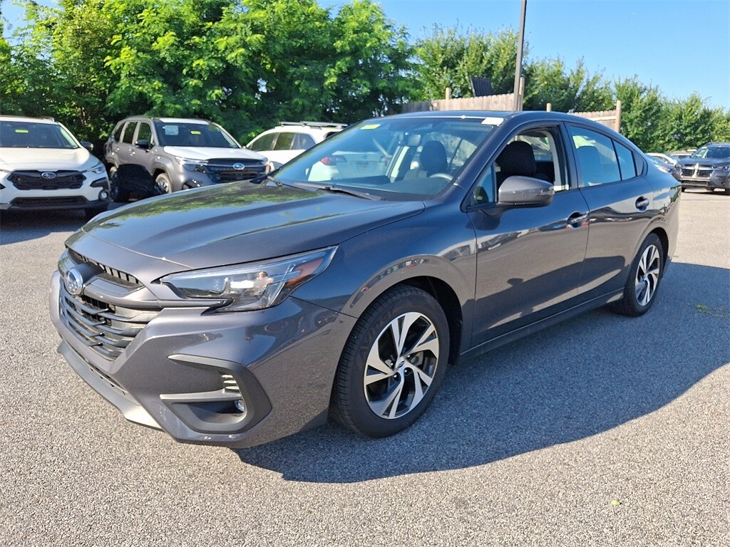 2024 Subaru Legacy Premium photo 3