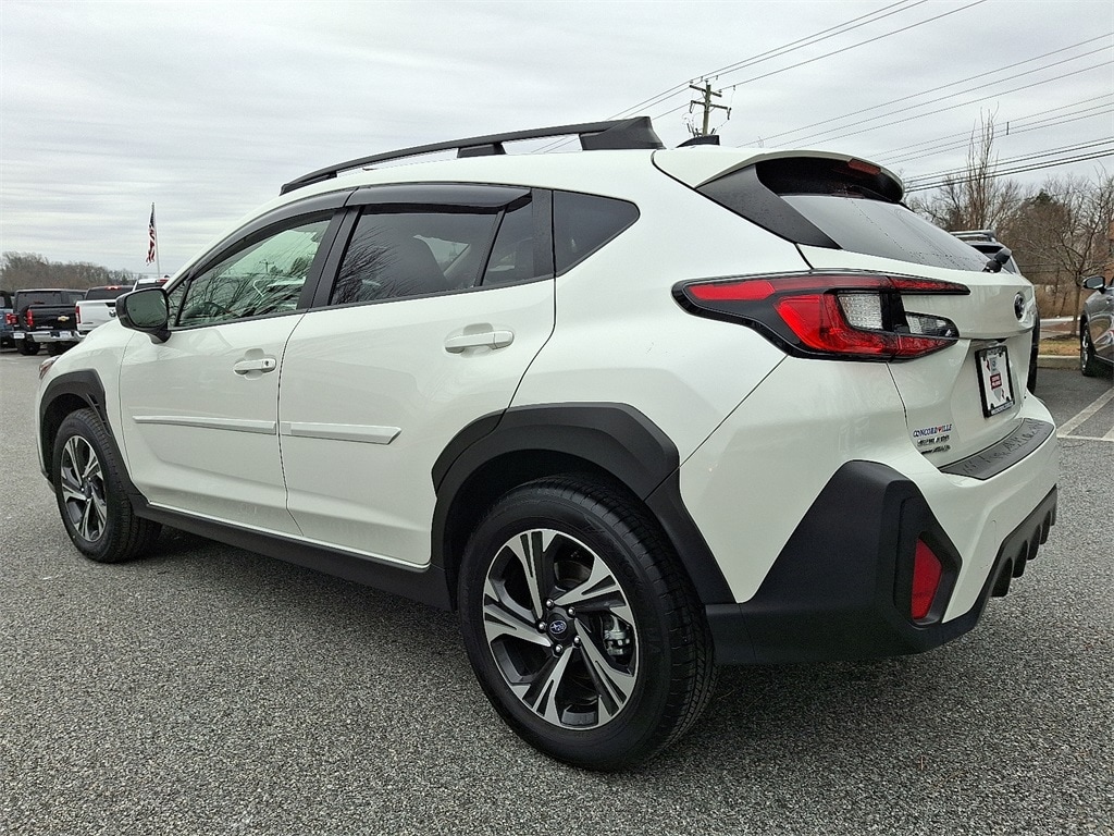 2024 Subaru Crosstrek Premium photo 2