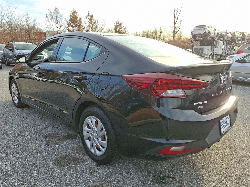 Used 2020 Hyundai Elantra SE Sedan