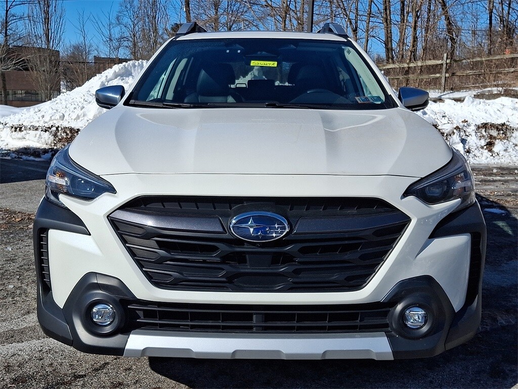 2023 Subaru Outback Touring photo 2