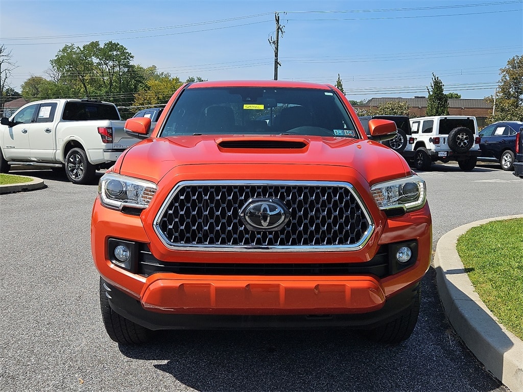 Used 2018 Toyota Tacoma TRD Sport with VIN 3TMCZ5ANXJM153476 for sale in Glen Mills, PA