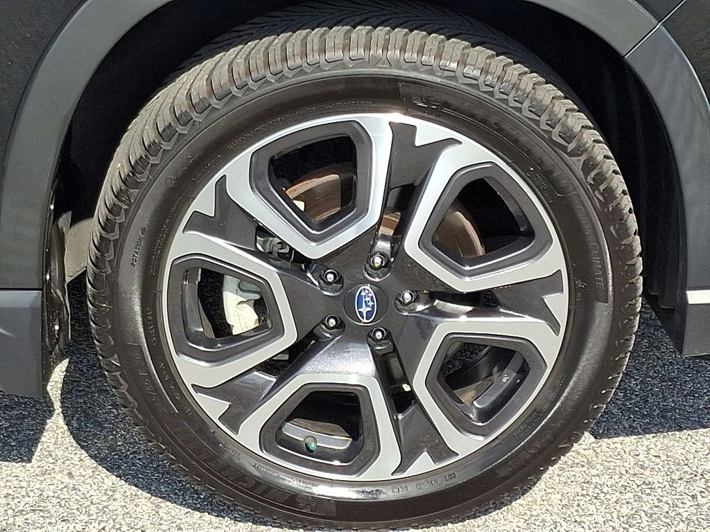 2023 Subaru Ascent Limited - Photo 9