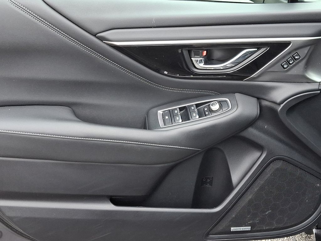 2020 Subaru Legacy Limited - Photo 13