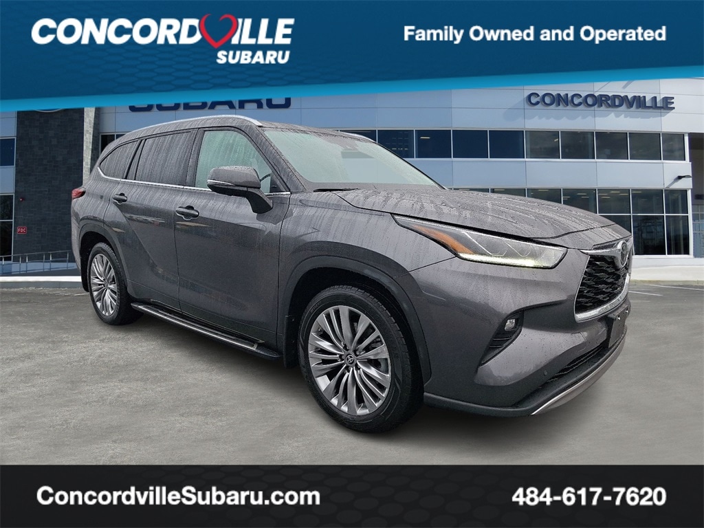 Used 2023 Toyota Highlander Platinum SUV