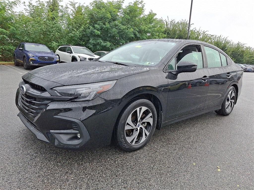 2023 Subaru Legacy Premium photo 3