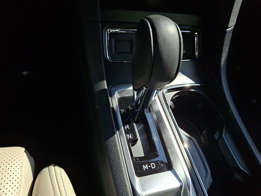 2023 Subaru Ascent Limited - Photo 17