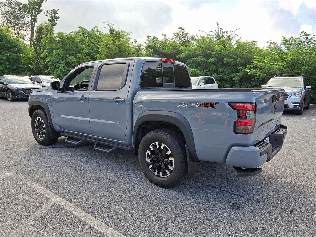2022 Nissan Frontier PRO-4X photo 4