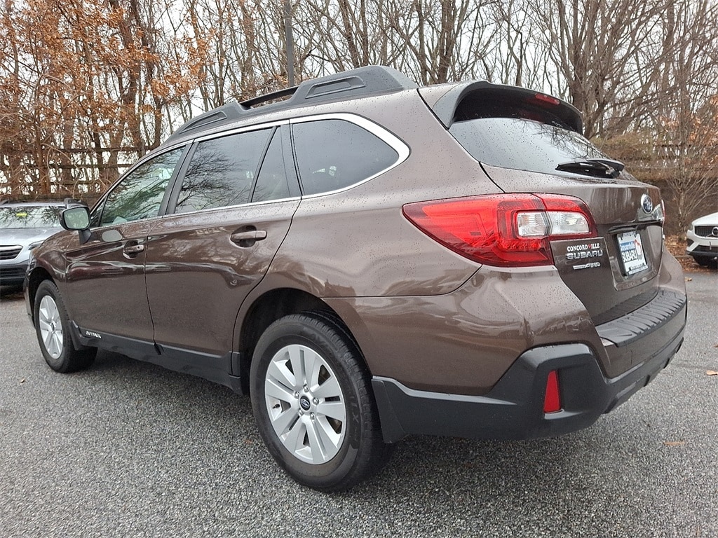 2019 Subaru Outback 2.5i Premium photo 4