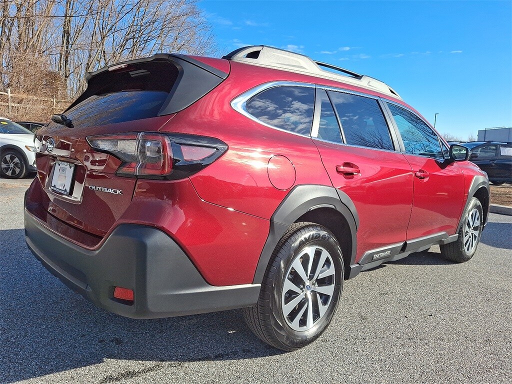 2025 Subaru Outback Premium photo 2