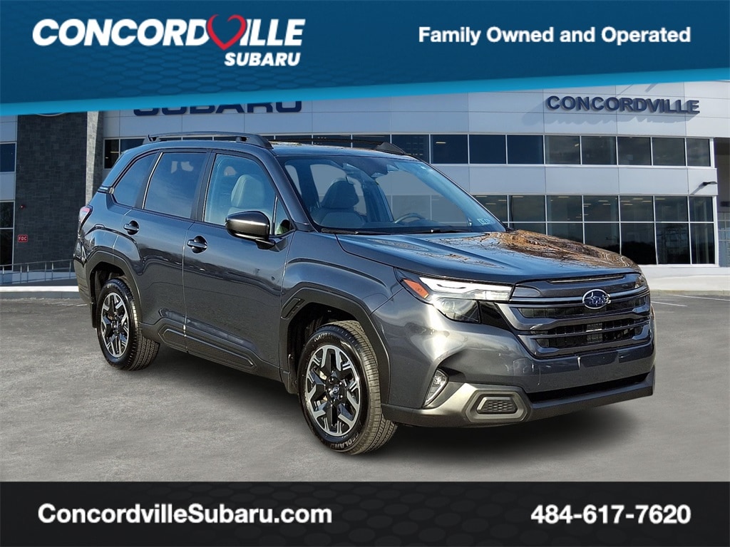 2025 Subaru Forester Premium's photo