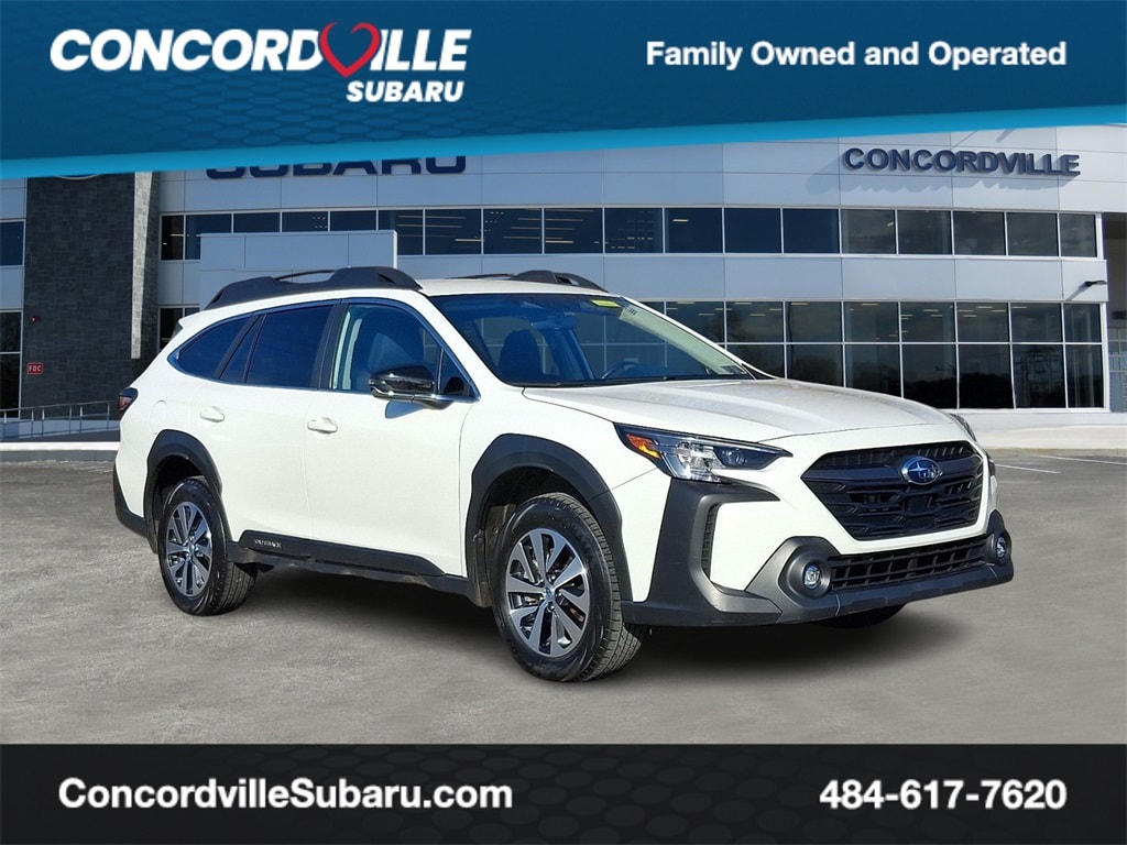 2023 Subaru Outback Premium's photo