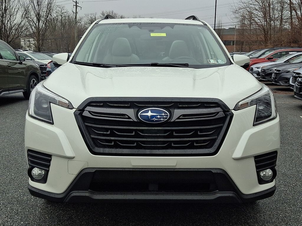 Used 2022 Subaru Forester Limited SUV