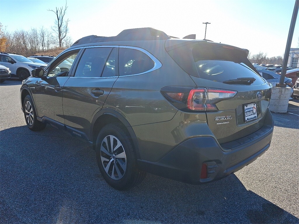 Used 2020 Subaru Outback Premium SUV