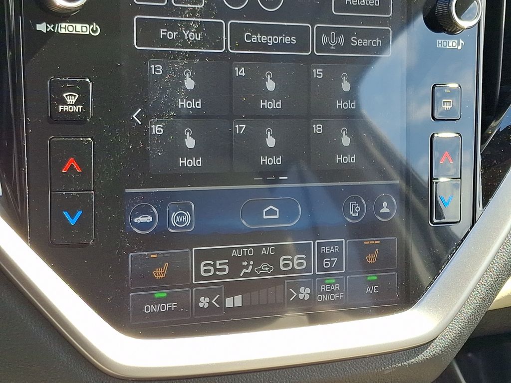 2023 Subaru Ascent Limited - Photo 18