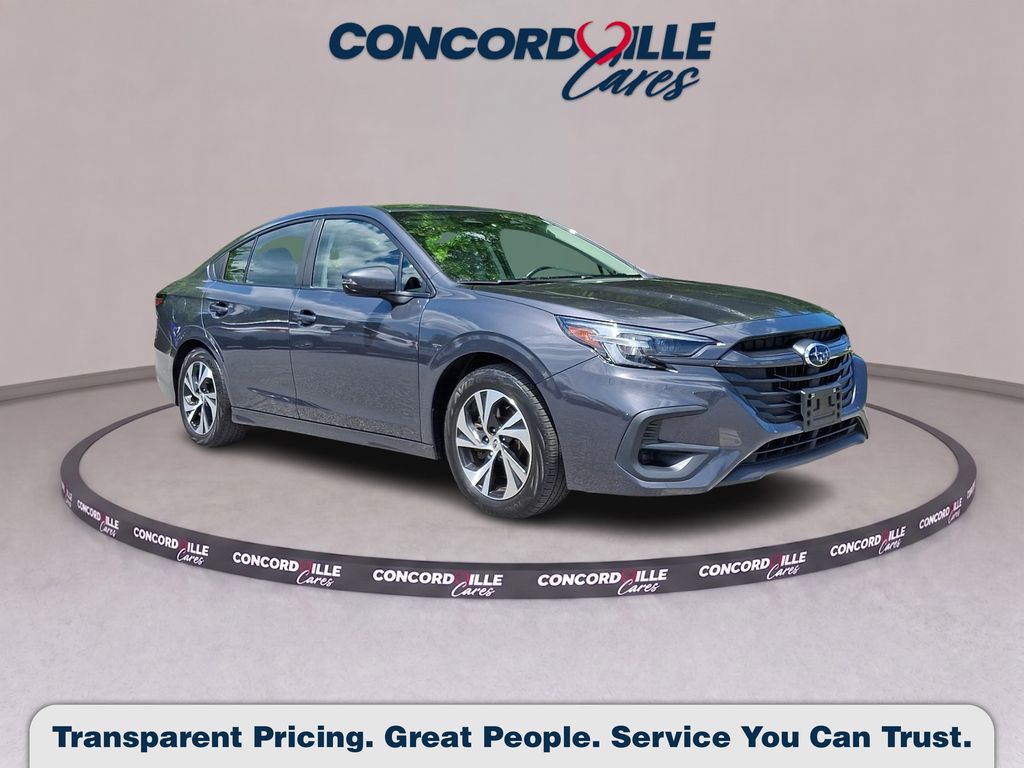 2023 Subaru Legacy Premium's photo