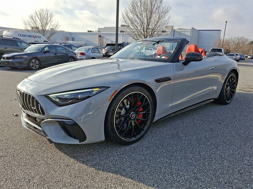 2022 Mercedes Benz SL 55 AMG photo 3