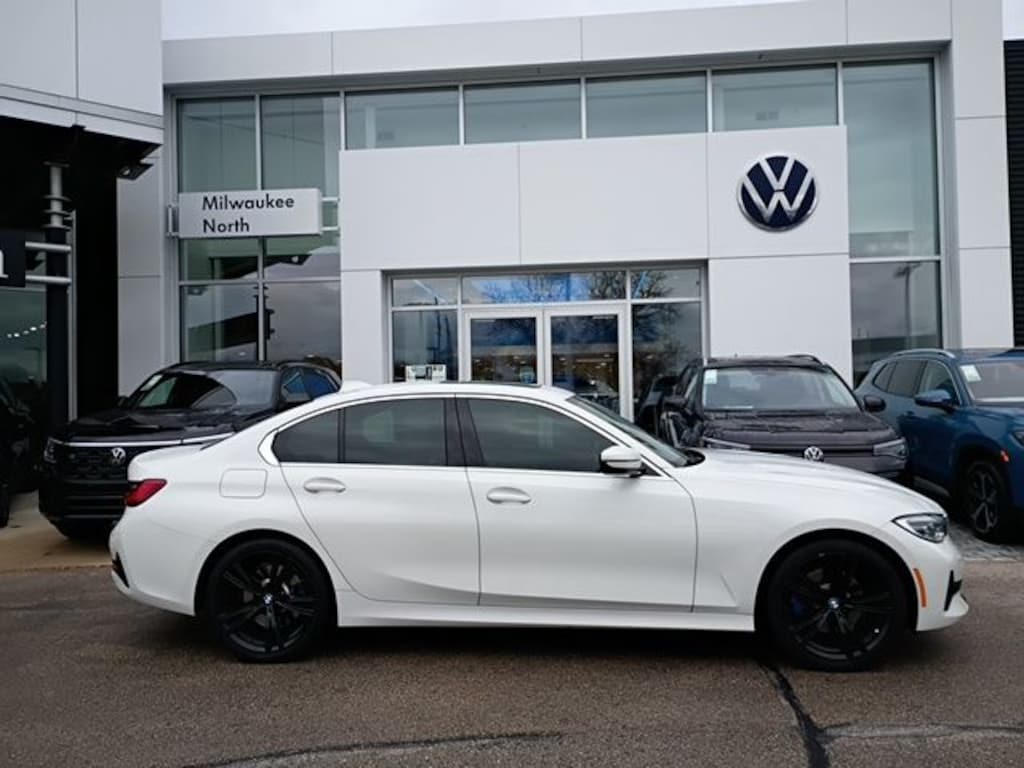 Used 2021 BMW 3 Series 330i xDrive Sedan