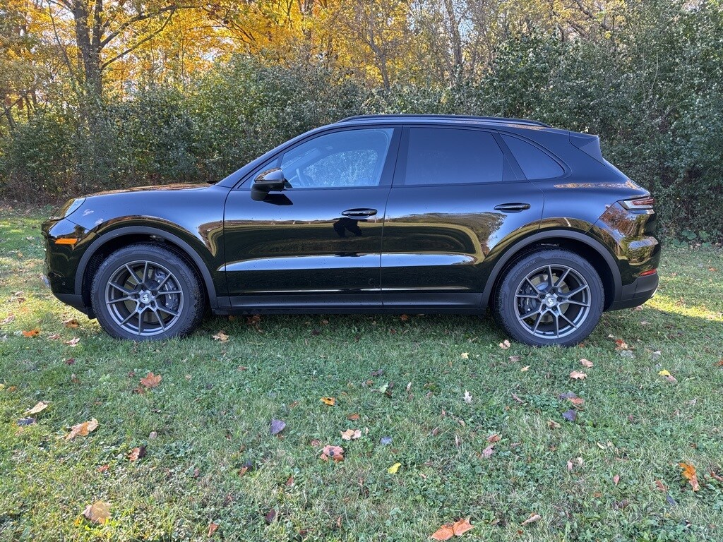 Used 2025 Porsche Cayenne  SUV