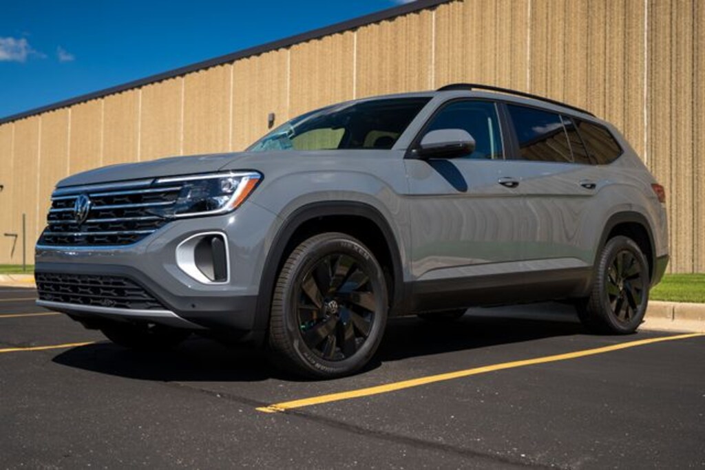 Certified 2026 Volkswagen Atlas 2.0T SE w/Technology SUV