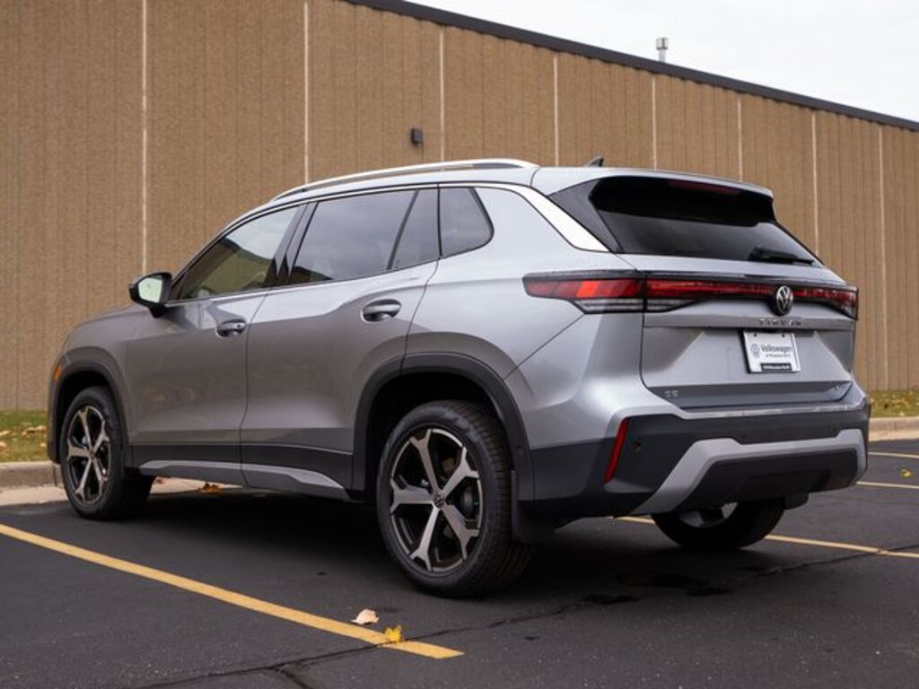 Certified 2026 Volkswagen Tiguan 2.0T SE SUV