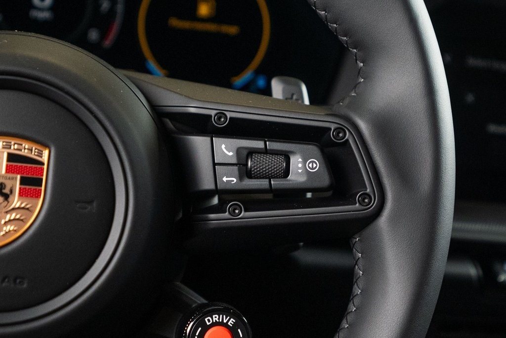 2026 Porsche 911 - Photo 38