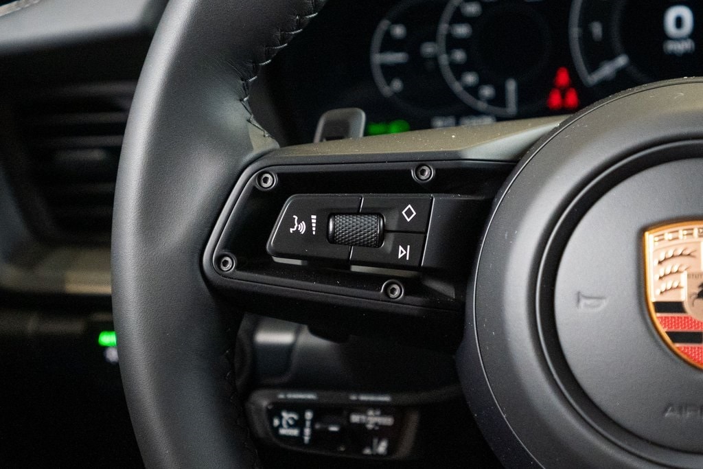 2026 Porsche 911 - Photo 37